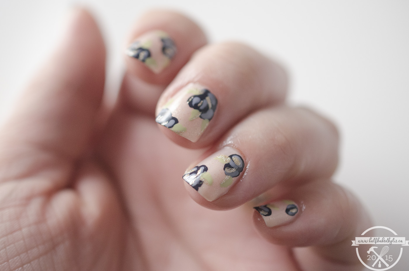 Final 1 - Abstract Flower Nail Art