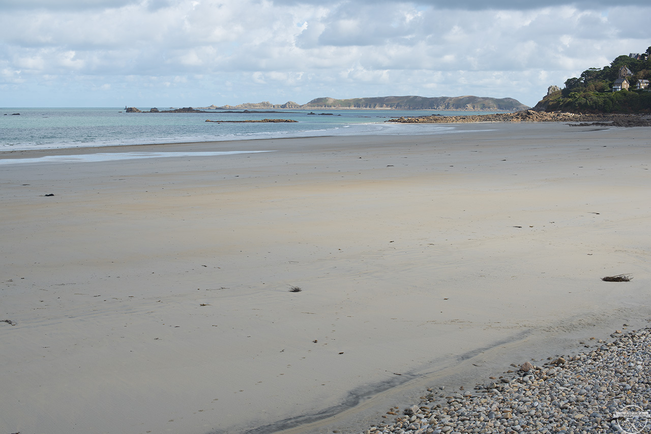 3-perros-guirec-beach